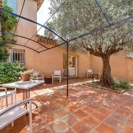 Sleeps 14 Pool Air Con Wifi Villa